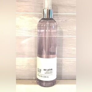 New GAP So Pink Body Mist Spray 8 fl oz Full Size Discontinued